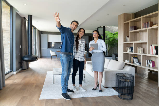 Empowering Homeowners: The Impact of Real Estate Agents